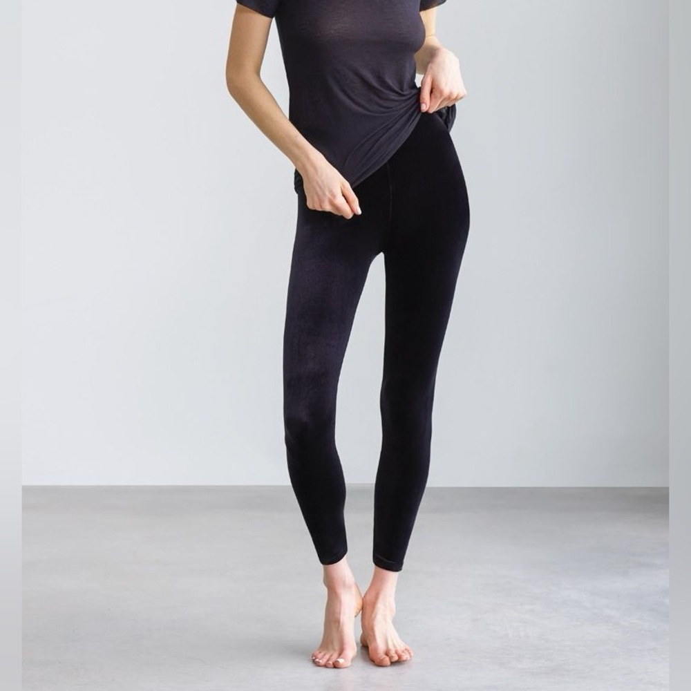 Commando Black Velvet Leggings -NWT